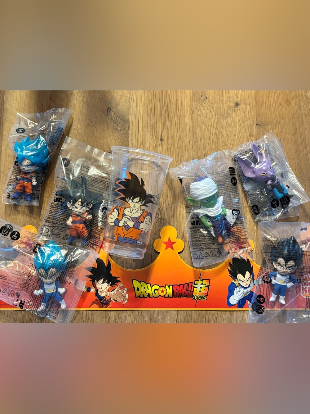 NEW DRAGON BALL x BURGER KING FIGURINES!! SET OF ALL 6/CROWN/CUPS